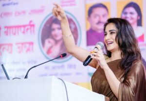 Smita Gondkar Instagram - Honoured to be a guest at Gauri Ganpati Sahitya Jatra organised by sangeeta Tiwari.. Providing a platform for (mahila bachat gat) small scale business at Congress Bhuvan pune.. Empowering women.. Best wishes
.
.
.
#smitagondkar #smittens #gauriganpatisahityajatra #womanempowerment #mahilabachatgat #pune #sangeetatiwari
