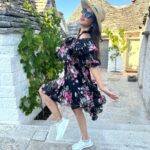 Smita Gondkar Instagram - Wanderlust Chronicles . . . Outfit Stylist : @richa_r29 @style__inn . . . #smitagondkar #smittens #travel #traveldiary #trip #wanderer #explorepage #trending #instagram