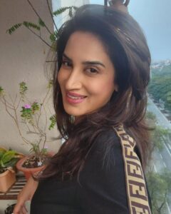 Smita Gondkar Instagram - Happy Mornings 🌞🌞
.
.
.
#smitagondkar #smittens #outfit #ootd #metime #wanderer #selflove #morning #happymorning #sun #explorepage #trending #instagram