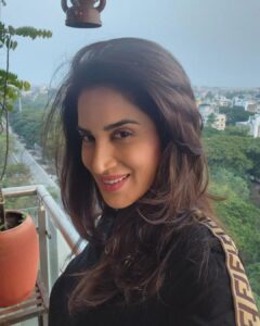 Smita Gondkar Instagram - Happy Mornings 🌞🌞
.
.
.
#smitagondkar #smittens #outfit #ootd #metime #wanderer #selflove #morning #happymorning #sun #explorepage #trending #instagram
