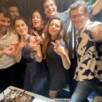 Smita Gondkar Instagram - बिग बॅास मराठीच्या कलाकारांचं रियुनियन , स्मिता गोंदकरची ग्लॅमरस पार्टी #biggbossmarathi #bbm #smitagondkar #apurvanemlekar #trishulmarathe #heenapanchal #sushantshelar #madhavdeochake #abhijeetkelkar #kashyapparulekar #gauravghatnekar #biggboss #exclusive #remotemarathi