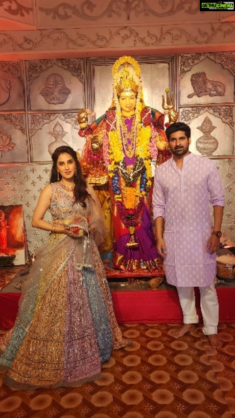 Smita Gondkar Instagram - Sought blessings from Maa Ambe at Dagdi Chawl Thank you @akshayswaghmare for the invite ☺️ . . . Styling : @tanmay_jangam Outfit : @suvidhafashion . . . #smitagondkar #smittens #happynavratri #navratri2023 #navratri #garba #festivalvibes #dagdichawl #instagram