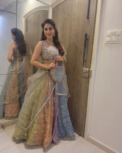 Smita Gondkar Instagram - A perfect combination of tradition and style, this chaniya choli is my way of celebrating the grandeur of our heritage. 💫🌺
.
.
.
Styling : @tanmay_jangam
Outfit : @suvidhafashion
.
.
.
#smitagondkar #smittens #traditional #festivalvibes #outfit #trending #instagram