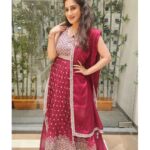 Smita Gondkar Instagram - Ready to play Dandia? . . . Outfit : @suvidhafashion Styling : @tanmay_jangam . . . #smitagondkar #smittens #happynavratri #navratri2023 #navratri #instagram
