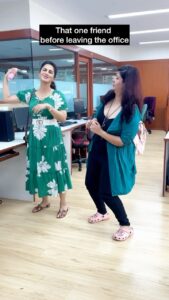 Smita Gondkar Instagram - Tag them 😜😜

Deewangi continues😂😂

#funnyvideos #smitagondkar #justforfun