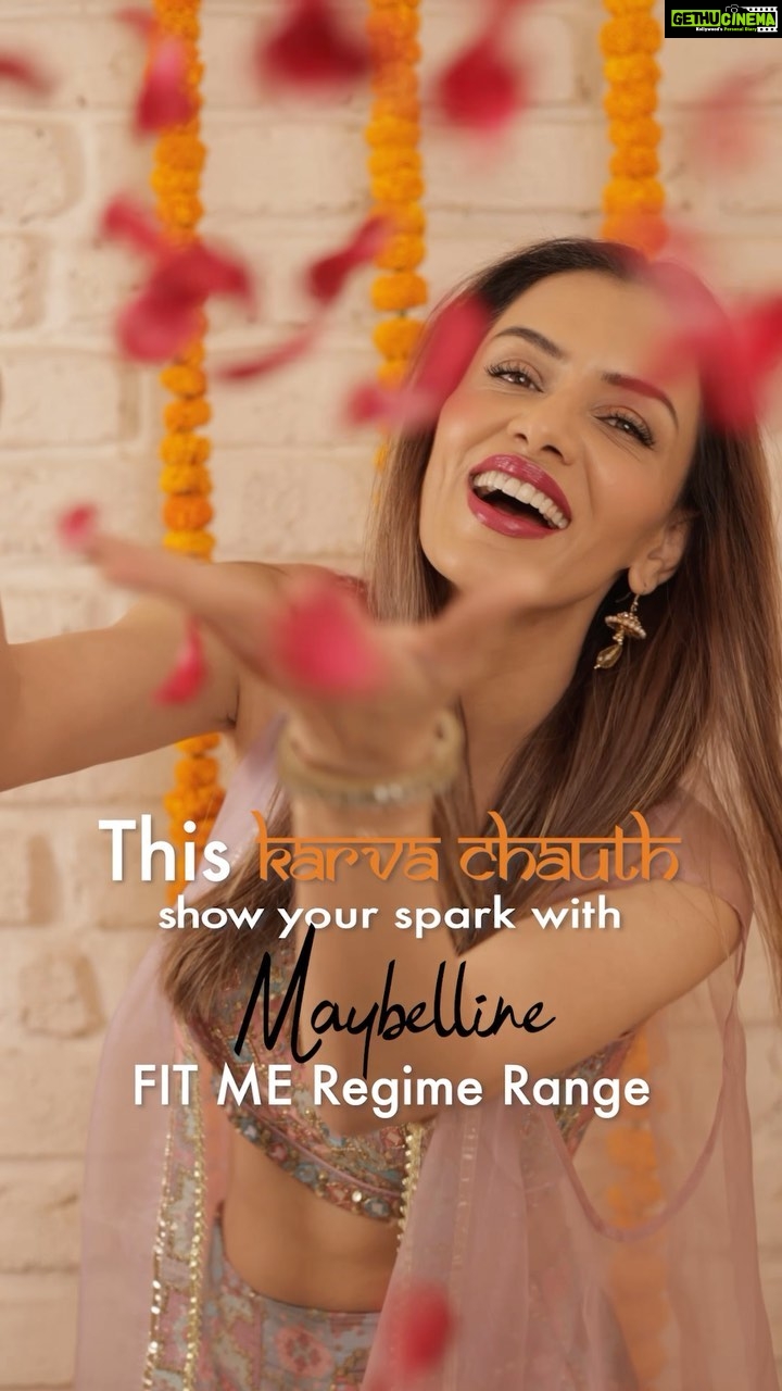 Smriti Khanna Instagram - #AD Showing my spark this Karwa Chauth with my @Maybelline favs Product details - Fit me foundation - (shade - 228) Instant age rewind concealer (conceal shade - Medium) (Highlight shade - light), (contour shade - butterscotch) New Tattoo color gel pencils - (shades - bronze glitz and emerald lights ) SuperStay Vinyl Ink (shade - Unrivaled) @maybelline @maybelline_ind #ShowYourSpark #MaybellineMakeup #maybellineindia