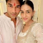 Smriti Khanna Instagram – Love & Light 🤍🪔 But ab hum thak gaye 😅