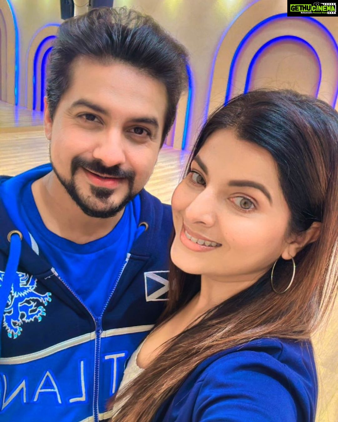 Smrity Sinha Instagram - Happy birthday to one of the most humble , sincere , dedicated , self made actor and a wonderful human being @smritysinha_official . #musafiraa Have a great day 🎂 Keep shining ⭐️ #happybirthday #smritysinha Mumbai - मुंबई