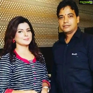 Smrity Sinha Instagram - आपका जीवन सदैव ही सूर्य और चंद्र की भांति ही सुशोभित आलोकित उदित दीप्तिमान प्रकाशमान वैभवशाली समृद्धिशाली आभायुक्त प्रभुत्वशाली लोकप्रिय हो । आप सदैव प्रगति पथ पर अग्रसर रहे। सरस्वती की अद्भुत कृपा आप पर सदैव बनी रहे ... आपको जन्मदिन की हार्दिक शुभकामनाएं