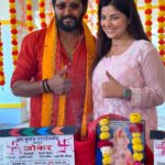 Smrity Sinha Instagram - Good morning everyone from the sets of my new movie JOKER…. Muhurt pics #latepost