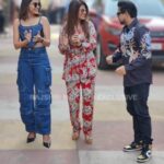 Smrity Sinha Instagram - मुसाफिरा चित्रपटाच्या पोस्टर लाँचला चित्रपटाच्या टीमने लावली हजेरी!! 💛💯 #Musafira #मुसाफिरा #RajshriMarathi