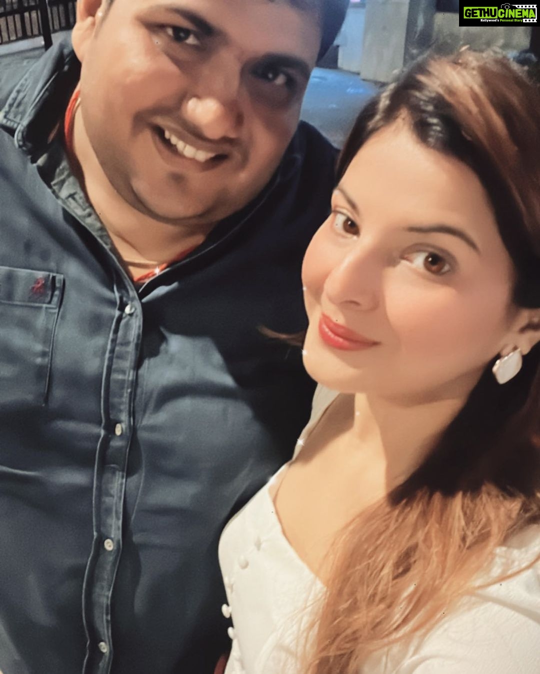 Smrity Sinha Instagram - Happy birthday to you dear @prashantnishant ji May God bless you with good health and happiness 🤞🏼 Mumbai, Maharashtra