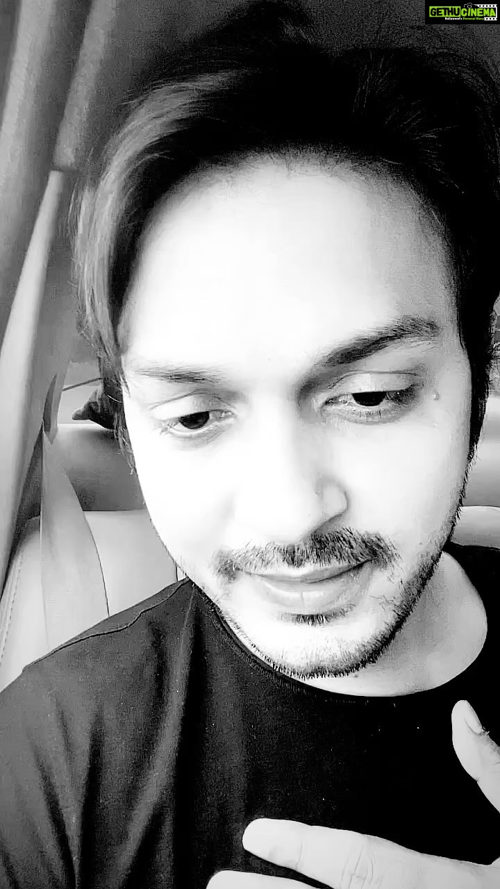 Smrity Sinha Instagram - कल 12नवम्बर को रिलीज़ हो रही है हमारी फ़िल्म ‘छठ के बरतिया’! फ़िल्म को अपना प्यार दे, स्नेह दें और प्लीज़ सिनेमाघर में जाकर ज़रूर देखें। #film #cinema #release #chhath #bhojpuri #up #bihar #actor #trending