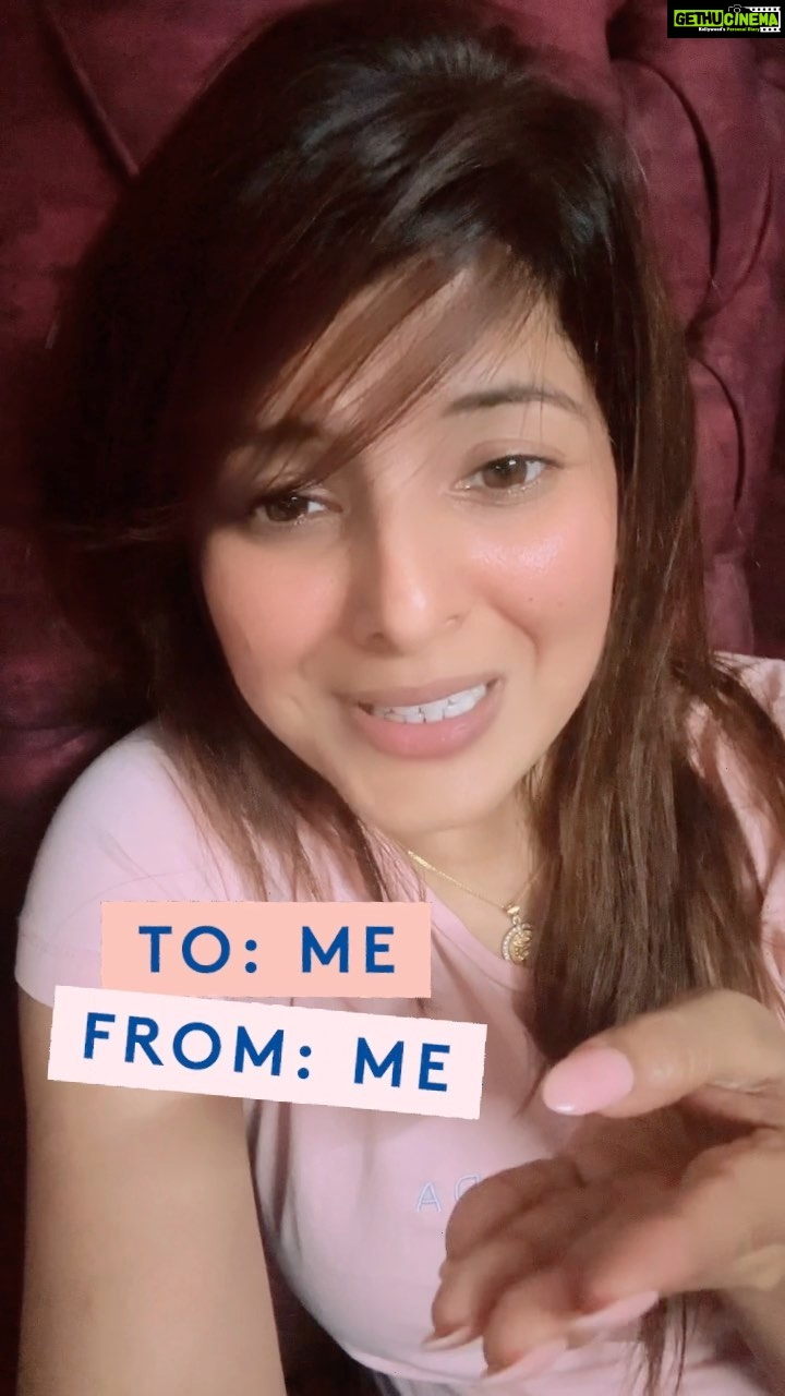 Smrity Sinha Instagram - Coz itβs trending π€πΌπ€π»π #trending #reelsinstagram #instagood #smritysinha