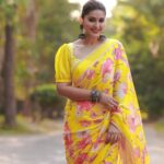 Sneha Instagram - Congratulations, my dearest @geetuhautecouture for launching your own label @swaasabygeetu . You have worked so hard all these 10 years to make a mark in your career and build your client base. I'm super proud of you. Love you for what you are.😍😍 Thank you @ashokarsh for your continued support. A big shout out to your fantastic team🥰🙏 and last but not least, my sweetheart @vyshalisundaram_hairstylist for always being the sweetest❤️