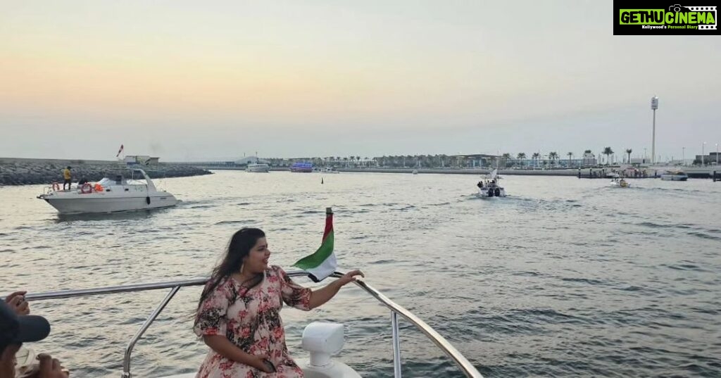 Sneha Sreekumar Instagram - Boating 😍 Marina beach dubai