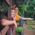 Sneha Sreekumar Instagram – മഴനീർത്തുള്ളികൾ🌧