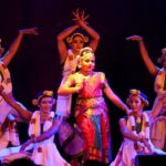 Sneha Sreekumar Instagram - Time flies… unforgettable stage memories ❤️ @sreekumarsneha @am_u_r_anuu @akshara_aneesh @amalnathms @prajith_kp_bharathanjali @sarath_naik @jayaprakashanju