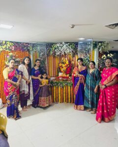 Sneha Wagh Instagram - ✨ Ashtami ✨
.
.
.
@_world_of_myra_official 
@shwetavaikul 
.
.
.
#myravaikul #worldofmyra #pari #aaheparitardontworry #worldofmyraofficial #neerja #neerjaeknayipehchaan #navratri #ashtami #navratri2023 #ssnehawagh #sarangesneha #snehawagh #lalbaughchimata #japachidevi