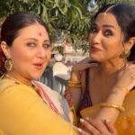 Sohini Sarkar Instagram - @swastikamukherjee13 তুমি তাকালেই হয়ে যাই বোকা 🌺❤️ . . #réel #pujo #saptami #love