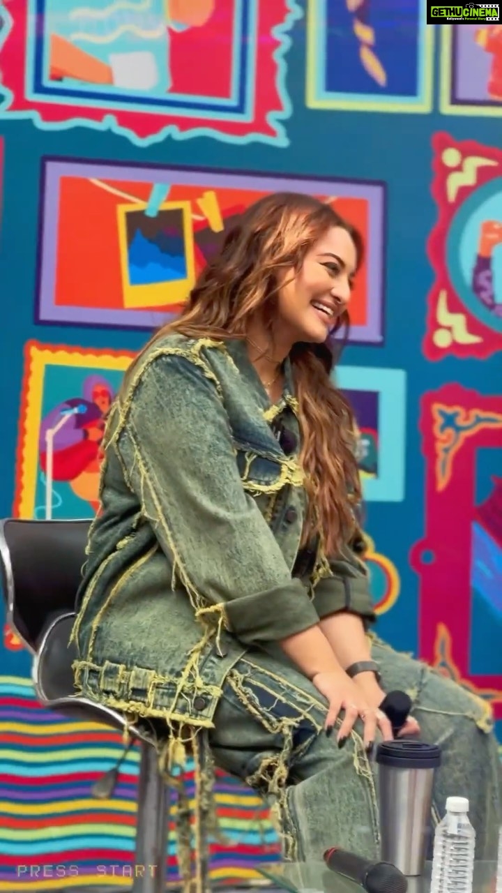 Sonakshi Sinha Instagram - Amazing session at @ifp.world with @motwayne and @rajasen discussing #Lootera… its been ten years and the love this film still gets really blows my mind!!! We missed @ranveersingh and @vikrantmassey there so mentioned them a whole lot 😂