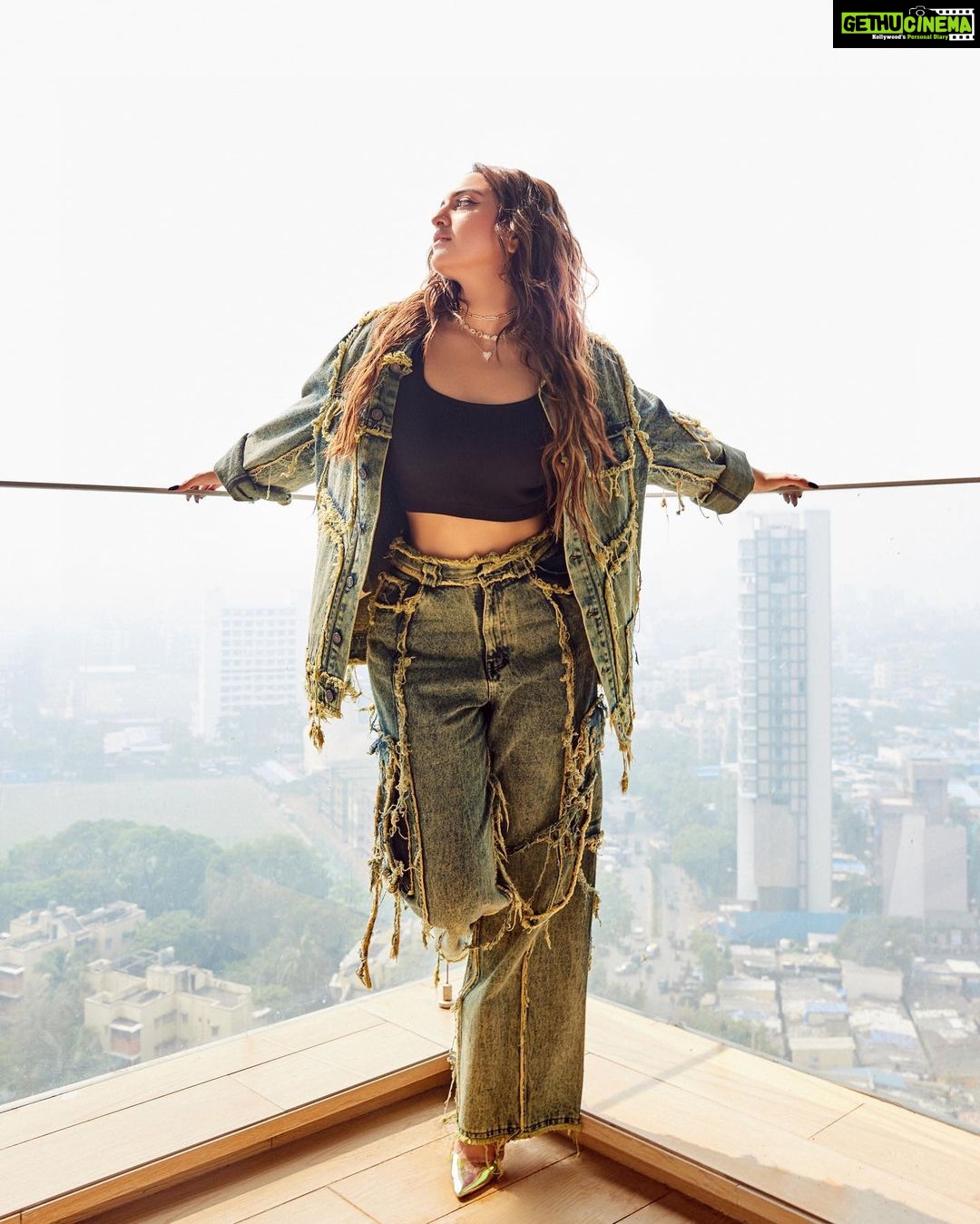 Sonakshi Sinha - 544.8K Likes - Most Liked Instagram Photos