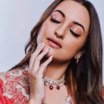 Sonakshi Sinha Instagram - At the grand launch of @kalyanjewellers_official ✨