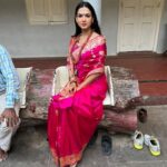 Sonal Chauhan Instagram - वाराणसी ✨🙏🏻🔱 . . . . . . . . . . . . . #ॐ #sonalchauhan #kashi #varanasi #trending #love #monday बाबा विश्वनाथ की नगरी काशी