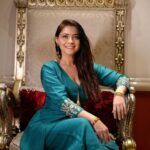 Sonalee Kulkarni Instagram - Day 9 of #Navratri 🦚 #navratricollection by @puja.patelll Photographer @riskey13 Location @tuliimperial #sonaleekulkarni #navratrispecial #peacockgreen #peacock #mor #cotd #colour #marathi #marathimulgi #happynavratri #lastday #navmi Tuli Imperial Hotel