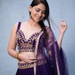 Sonalee Kulkarni Instagram - Day - 8 of #navratri 💜 #navratricollection by @puja.patelll Photo by @trilogy_works Assistant @tejas_sarjine #HappyNavratri #sonaleekulkarni #navratrispecial #marathimulgi #colouroftheday #navratri2023 #cotd #purple #colour #color