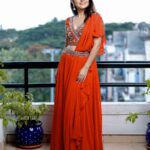 Sonalee Kulkarni Instagram - नवरात्री ची पहिली माळ - 🍊 #navratricollection by @puja.patelll #HappyNavratri #sonaleekulkarni #navratrispecial #marathimulgi #colouroftheday #navratri2023 #cotd #orange #colour #color