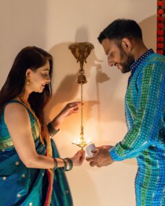 Sonalee Kulkarni Instagram - Happy Diwali 🪔 

#sonaleekulkarni #kunalbenodekar #diwali2023 #happydiwali #diwali