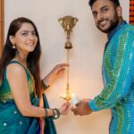 Sonalee Kulkarni Instagram – Happy Diwali 🪔 

#sonaleekulkarni #kunalbenodekar #diwali2023 #happydiwali #diwali Dubai, United Arab Emirates