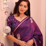 Sonalee Kulkarni Instagram – The dressing up season is here and
I’m wrapped in this beautiful purple
Sari with love by @ranreet_official 💜
Photography @jiten_03 💜
#sonaleekulkarni #purple #silk #sari #love #marathimulgi #diwali #festival Mumbai – मुंबई