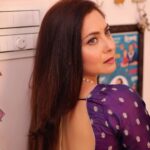Sonalee Kulkarni Instagram – The dressing up season is here and
I’m wrapped in this beautiful purple
Sari with love by @ranreet_official 💜
Photography @jiten_03 💜
#sonaleekulkarni #purple #silk #sari #love #marathimulgi #diwali #festival Mumbai – मुंबई