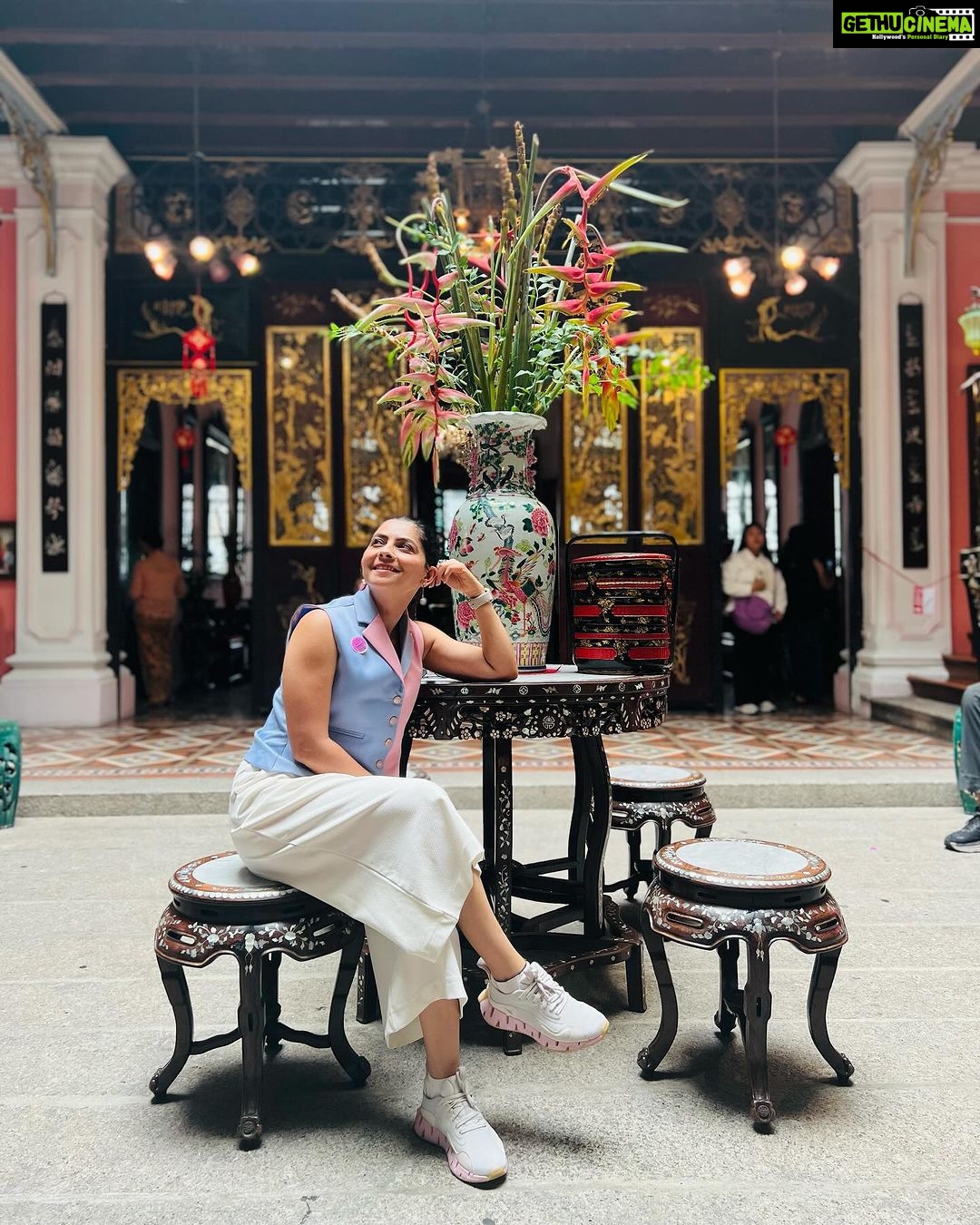 Sonalee Kulkarni Instagram - New episode in my #travelogue series of #malayasia coming soon on my @youtube channel SUBSCRIBE now! Outfit by @aciddresses styled by @sshorewala This is a tour of #Penang island’s #georgetown 😇 #malaysia #sonaleekulkarni #traveller #travel #storyteller #travelphotography Penang Street Art: Little Children on a Bicycle