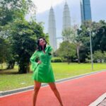 Sonalee Kulkarni Instagram - Standing tall …. 👠 not me, the tallest twin towers in the world baba! Exploring #kualalumpur in my first #travelogue on my @youtube channel. Episode out now LINK IN BIO #sonaleekulkarni #malaysia #travelblogger #travelphotography #storyteller #traveldiaries KLCC, Petronas Towers, Kuala Lumpur, Malaysia