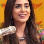Sonali Kulkarni Instagram – On Core Values.
.
.
.
Full interview on Mirchi Marathi YT soon!

#sonaleekulkarni #sonalikul #sokool #socool #shortandsweet #rjdnyaneshwari #acceptance #marathiindustry #marathibhasha #marathifilm #mirchi #sshortandssweet #rasikasunil #harshadatkari #shridharwatsar #marathifilm #mumbai #artist #art #corevalues