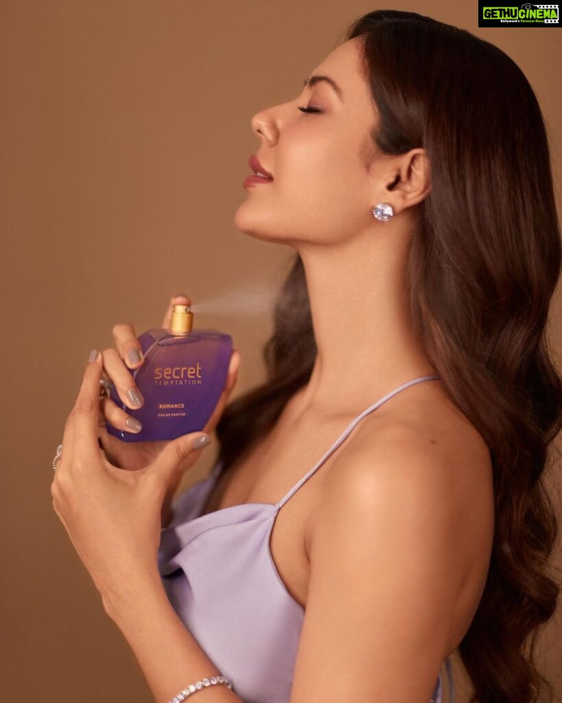 Sonam Bajwa Instagram - Add a dash of #Romance to your Diwali style with #Secret! @secrettemptationofficial Use my coupon code SONAM10 for an extra 10% discount and light up your Diwali celebration. @secrettemptationofficial #ad #SecretToCompleteLook #Romance #SecretTemptation #Perfume #sonambajwa #Diwali