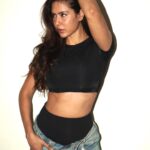 Sonam Bajwa Instagram - Raw shots (no edits) from yesterday evening 🫰🏻