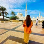 Soniya Bansal Instagram - It is true that a prayer that comes from the heart can move mountains, it increases your faith, and brings you closer to God. #soniyabansal #travelphotography #fashionstyle #soniyabansal #soniyabansal #actress #model #fashion #instagram #internationalmodel #actress #soniyabansa #lifestyle #soniyabansal Grand Mosque, Abu Dhabi