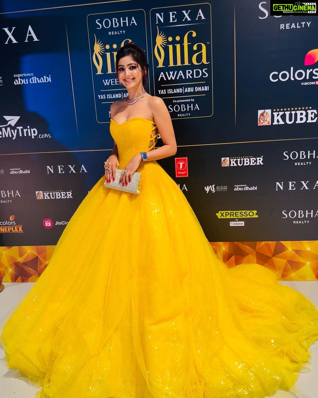 Soniya Bansal Instagram - believe we are here on the planet Earth to live, grow up and do what we can to make this world a better place for all people to enjoy freedom. #iifa2023 Makeup by: @aana.akhan Styling by: @michaelcinco5 @michael5inco Shot by: @ehtasham_saeed