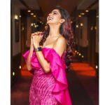 Soniya Bansal Instagram – Getting ready for green-carpet is always a beautiful situation, one should always appreciate it, honor it & love it 🥰

#iifa2023

Makeup by: @aana.akhan 
Styling by: @michaelcinco5 @michael5inco 
Shot by: @ehtasham_saeed Abu Dhabi, United Arab Emirates