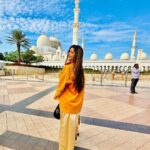 Soniya Bansal Instagram - It is true that a prayer that comes from the heart can move mountains, it increases your faith, and brings you closer to God. #soniyabansal #travelphotography #fashionstyle #soniyabansal #soniyabansal #actress #model #fashion #instagram #internationalmodel #actress #soniyabansa #lifestyle #soniyabansal Grand Mosque, Abu Dhabi