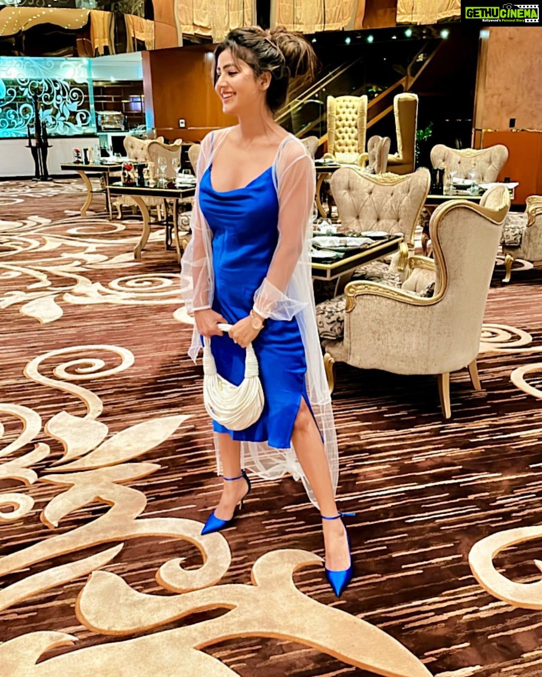Soniya Bansal Instagram - Life is like riding a bicycle. To keep your balance, you must keep moving. Live your best, and act your best, and think your best each day, for there may be no tomorrows. #travelphotography #fashionstyle #soniyabansal #soniyabansal #actress #model #fashion #instagram #internationalmodel #actress #soniyabansa #lifestyle #soniyabansal United Arab Emirates