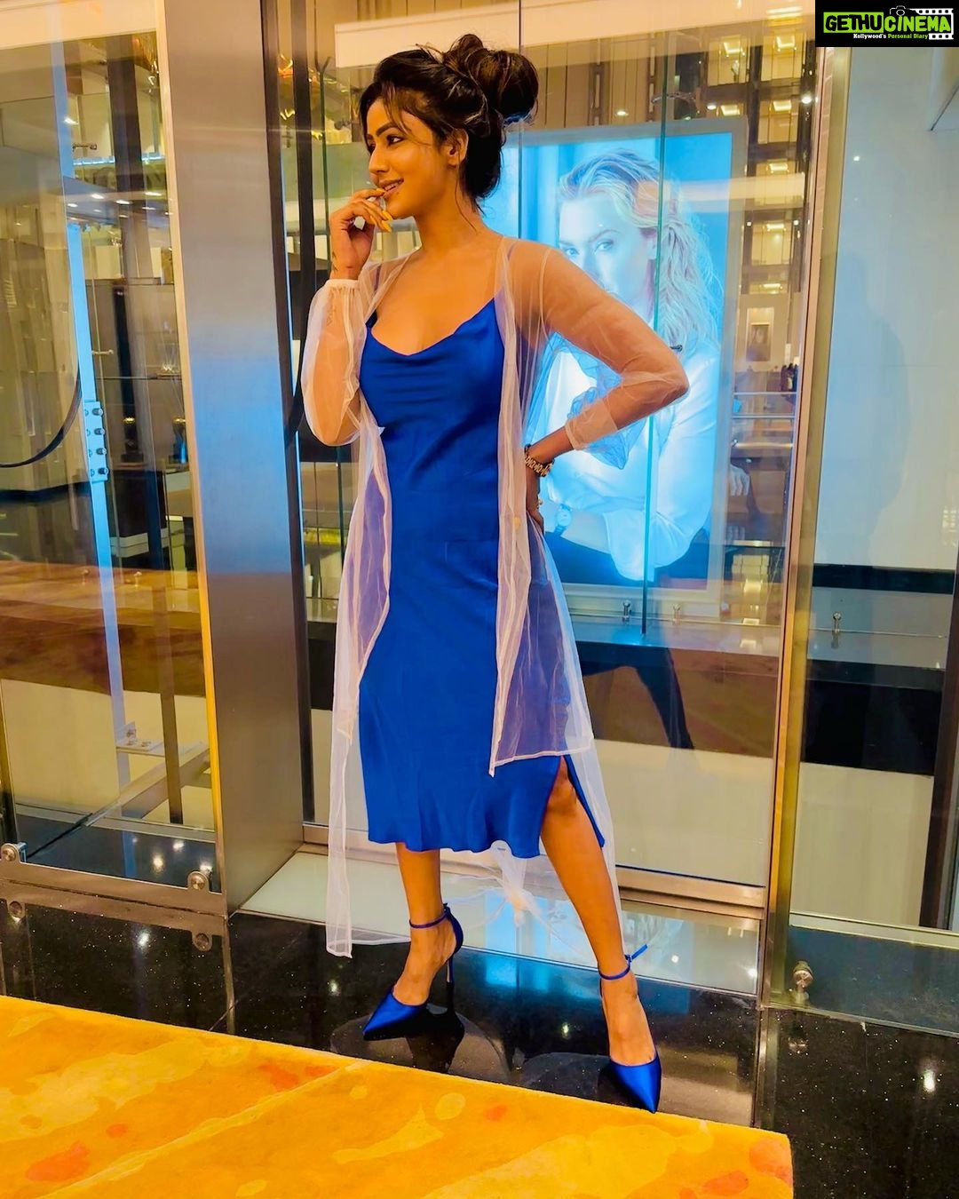 Soniya Bansal Instagram - Life is like riding a bicycle. To keep your balance, you must keep moving. Live your best, and act your best, and think your best each day, for there may be no tomorrows. #travelphotography #fashionstyle #soniyabansal #soniyabansal #actress #model #fashion #instagram #internationalmodel #actress #soniyabansa #lifestyle #soniyabansal United Arab Emirates