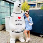 Soniya Bansal Instagram - In the end we discover that to love and let go can be the same thing. To love and be loved is to feel the sun from both sides Berlin, Germany