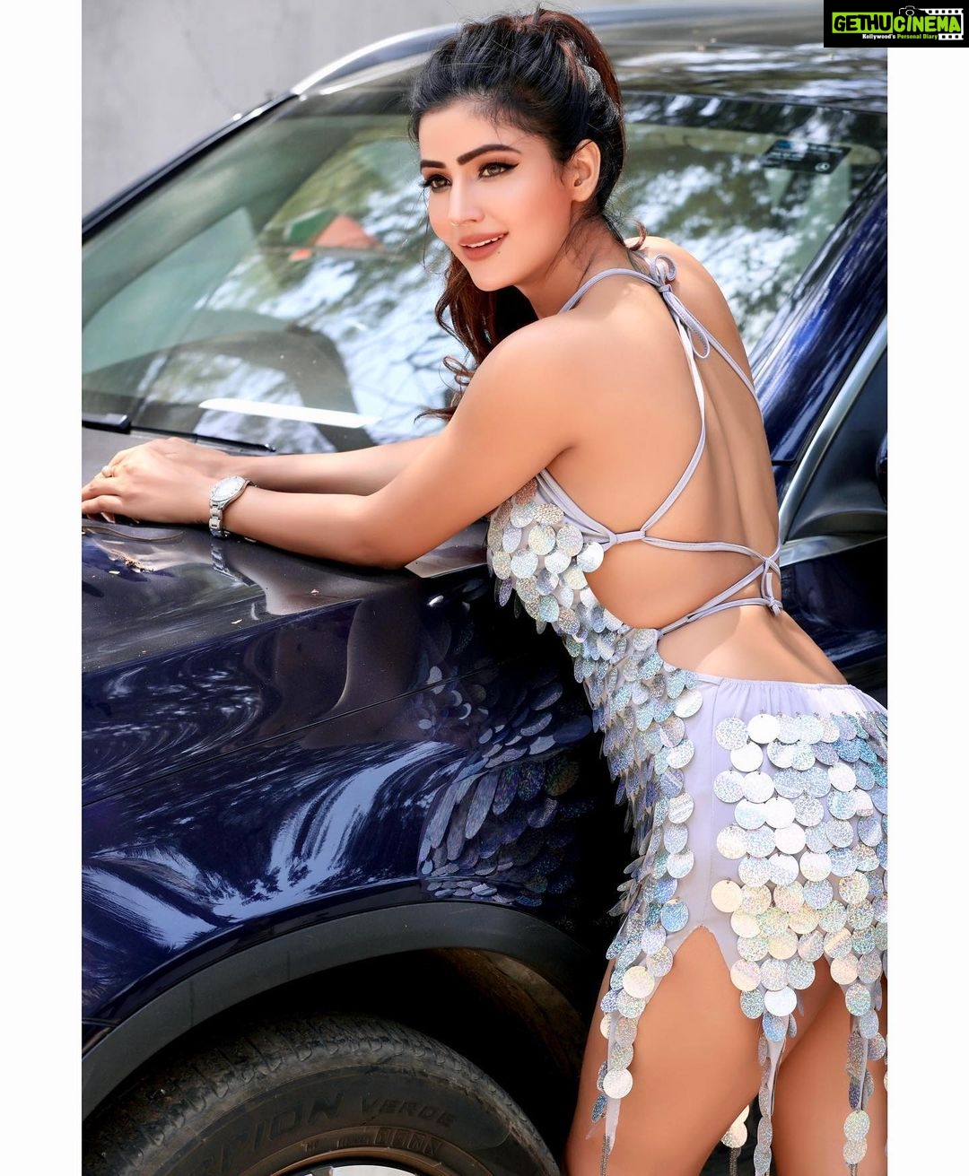 Soniya Bansal Instagram - "You don't always need a plan. Sometimes you just need to breathe, trust, let go, and see what happens. #travelphotography #fashionstyle #soniyabansal #soniyabansal #actress #model #fashion #instagram #internationalmodel #actress #soniyabansa #lifestyle #soniyabansal Mumbai, Maharashtra