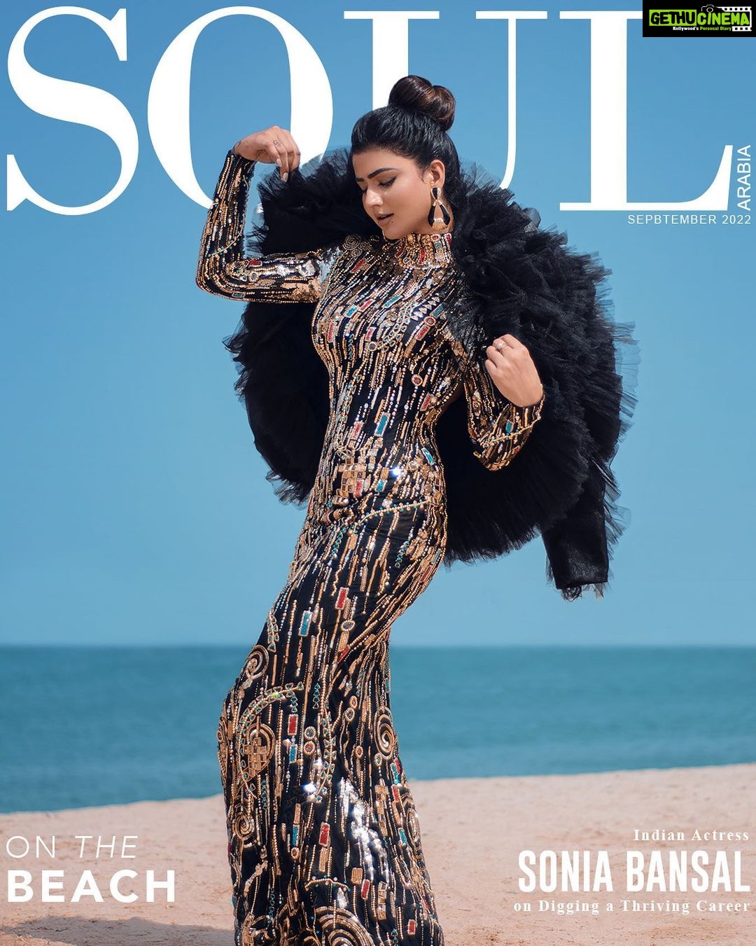 Soniya Bansal Instagram - "It wasn't easy to start my career as a model or actress. I had to dig deeper to achieve success and continue in the field I choose for myself". Although it is not easy to hit a successful career in the Indian entertainment industry, Indian actress and model Soniya Bansal has managed to thrive in this field in such a short time. in her interview with Soul Arabia, the actress advice to young girls who are on the same path was: “Nothing is impossible, work hard to develop yourself and achieve your dreams”. Stay tuned for the new cover story. "لم يكن من السهل أن أبدأ مسيرتي المهنية كعارضة أزياء أو ممثلة، حيث كان على أن أبذل جهداً مضاعفاً لتحقيق النجاح والاستمرار في المجال الذي اخترته لنفسي". رغم أنه ليس من السهل الوصول إلى مسيرة ناجحة في بلدها، إلا أن الممثلة وعارضة الأزياء الهندية سونيا بانسال تمكنت من الازدهار في هذين المجالين خلال وقت قصير. وفي مقابلتها مع سول العربية كانت نصيحتها للممثلات المبتدئات اللواتي يسرن على نفس دربها: "لا شيء مستحيل، اعملن بجد لتطوير أنفسكن وتحقيق أحلامكن". ترقبوا قصة الغلاف الجديدة. Editor-in-Chief: Sultan Abu Tair (@sultanabutair), Interview by: Amira Shawky (@amirashawky83), Shot by: Mohamed Metwally (@mohamedmetwalli_), Makeup & Hair by: @bloominghairbymo , Stylist: (@kheleidoscopeworld), Assistant Stylist: @fit.bybehb , Dress by: Cinco (@michael5inco), Production: Three Sixty Mena (@threesixtymena). #SoulArabia #SoulArabiaXSoniya #سول_العربية