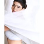 Soniya Bansal Instagram - I have discovered in life that there are ways of getting almost anywhere you want to go, if you really want to go. #travelphotography #fashionstyle #soniyabansal #soniyabansal #actress #model #fashion #instagram #internationalmodel #actress #soniyabansa #lifestyle #soniyabansal